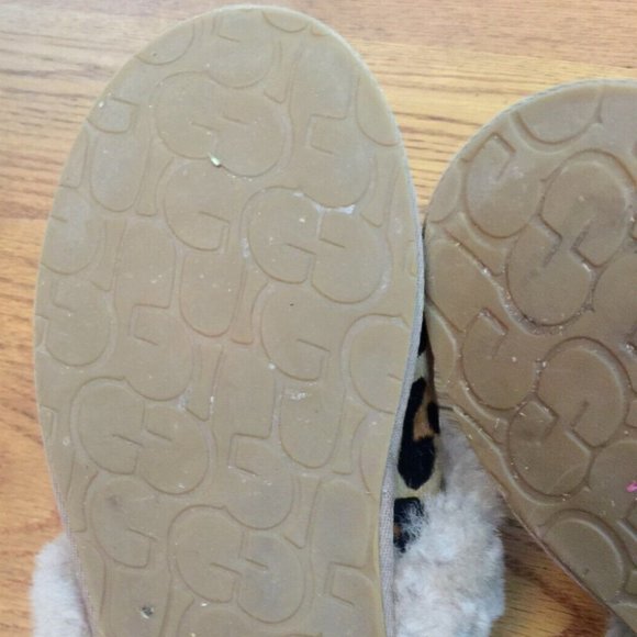 UGG SLIPPERS WOMENS 5 LEOPARD CALF HAIR LEATHER SCUFFETTE SLIP ON MULES HYGGE - Picture 8 of 16